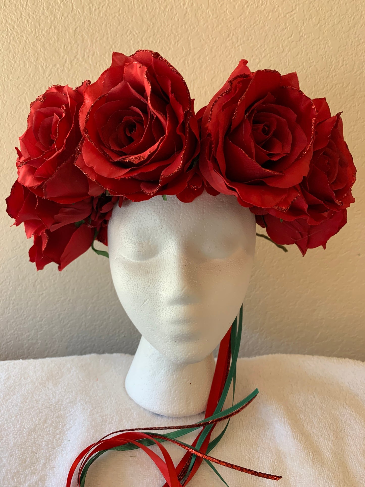 Extra Large Wreath - Red Sparkly Roses