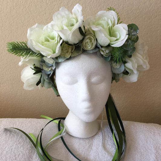 Extra Large Wreath - Pale green roses w/ pine cone accents