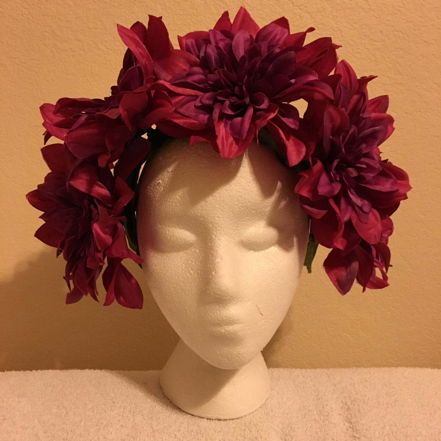 Extra Large Wreath - Burgundy pointy flowers