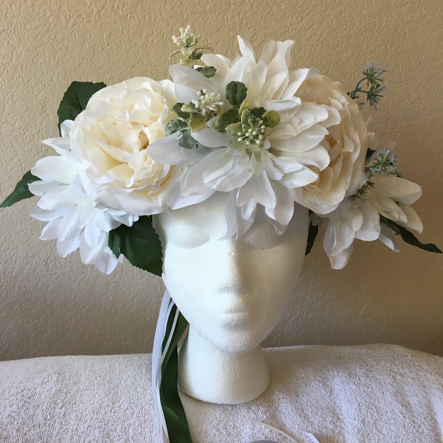 Extra Large Wreath - White & pale green flowers