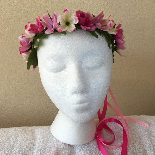 Extra Small Wreath - Bright pink, pale pink, & white pink tipped flowers