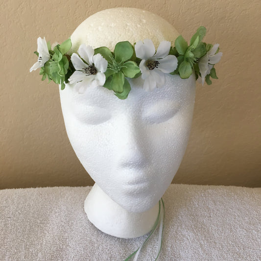 Extra Small Wreath - Medium green cherry blossom w/ white flowers