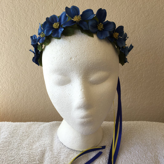 Extra Small Wreath - Blue flowers w/ yellow centers