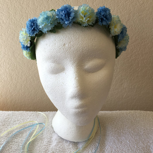 Extra Small Wreath - Blue & pale blue pom poms