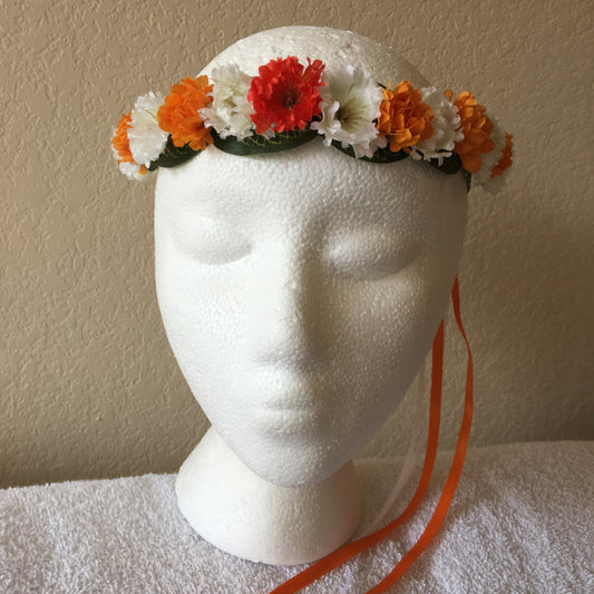 Extra Small Wreath - White & orange fluffy flowers