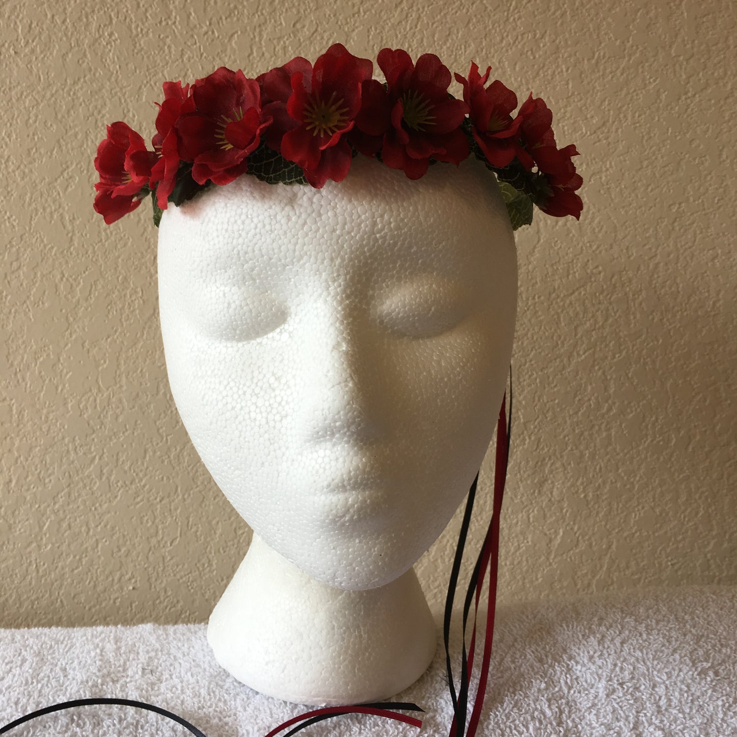 Extra Small Wreath - Red flowers