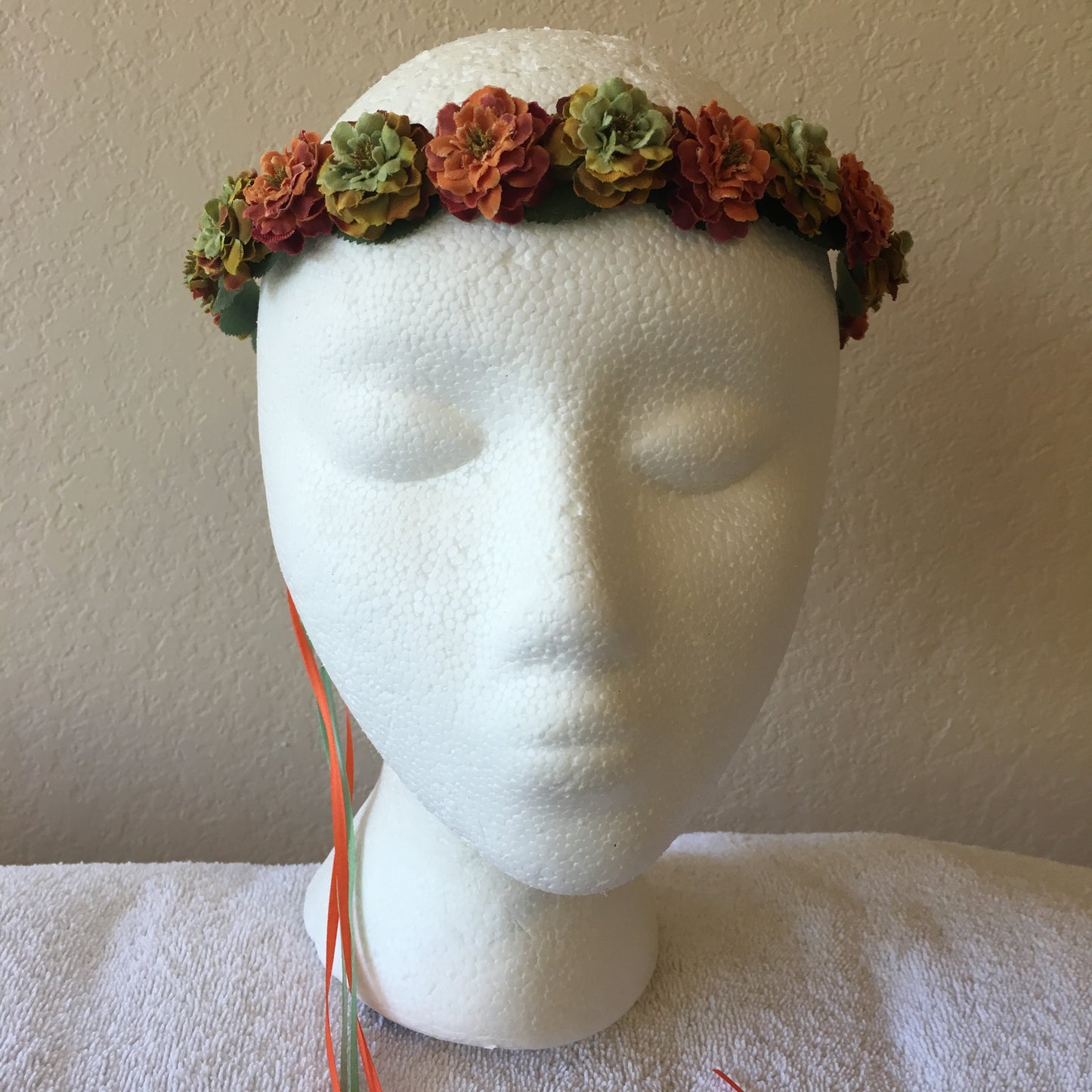 Extra Small Wreath - Rust & green roses