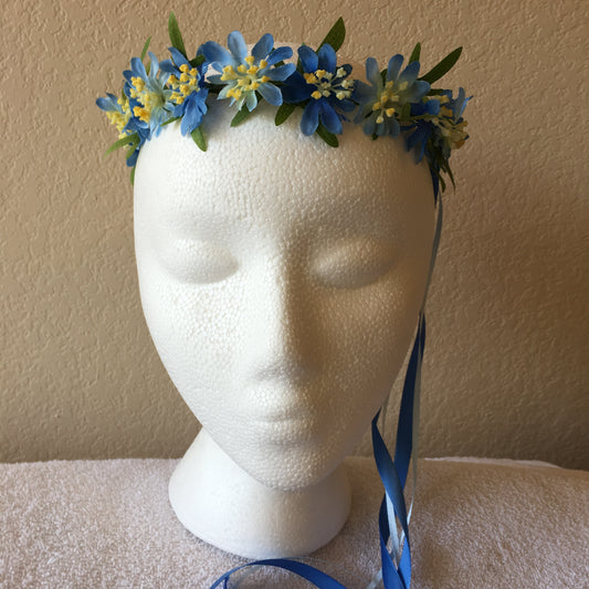 Extra Small Wreath - Light blue & dark blue many petals