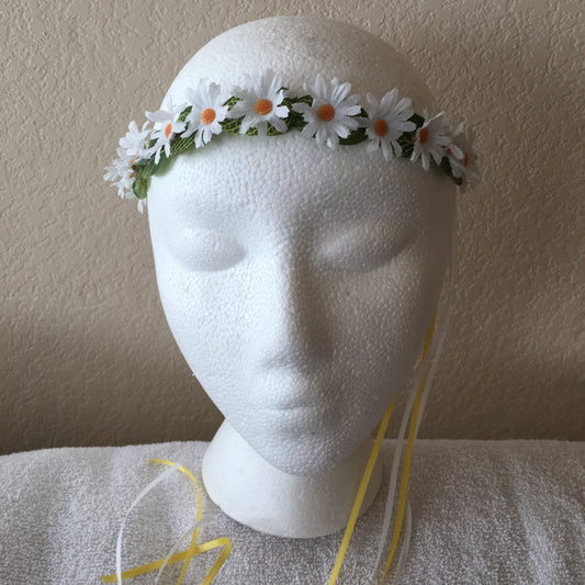 Extra Small Wreath - White daisies