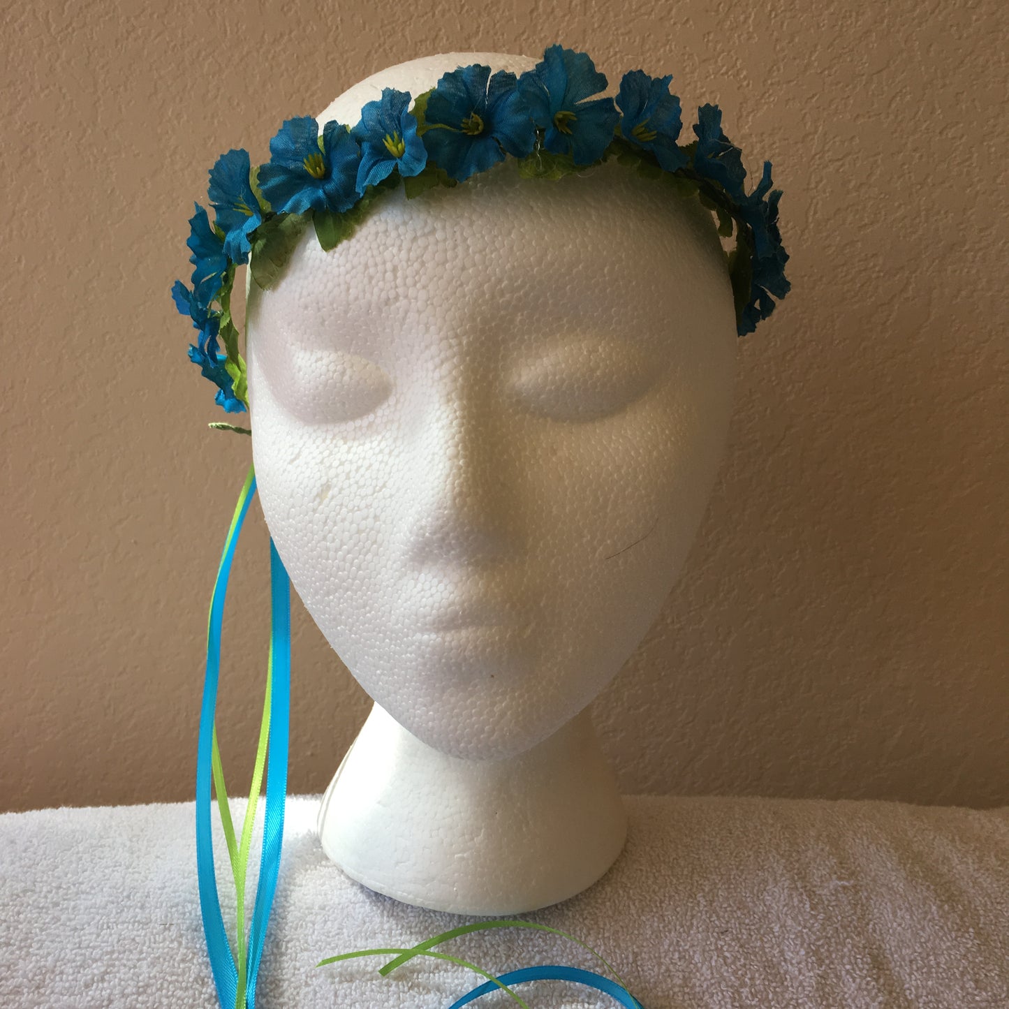 Extra Small Wreath - Teal flowers +