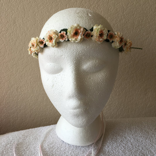 Extra Small Wreath - Pink & white layered flowers +