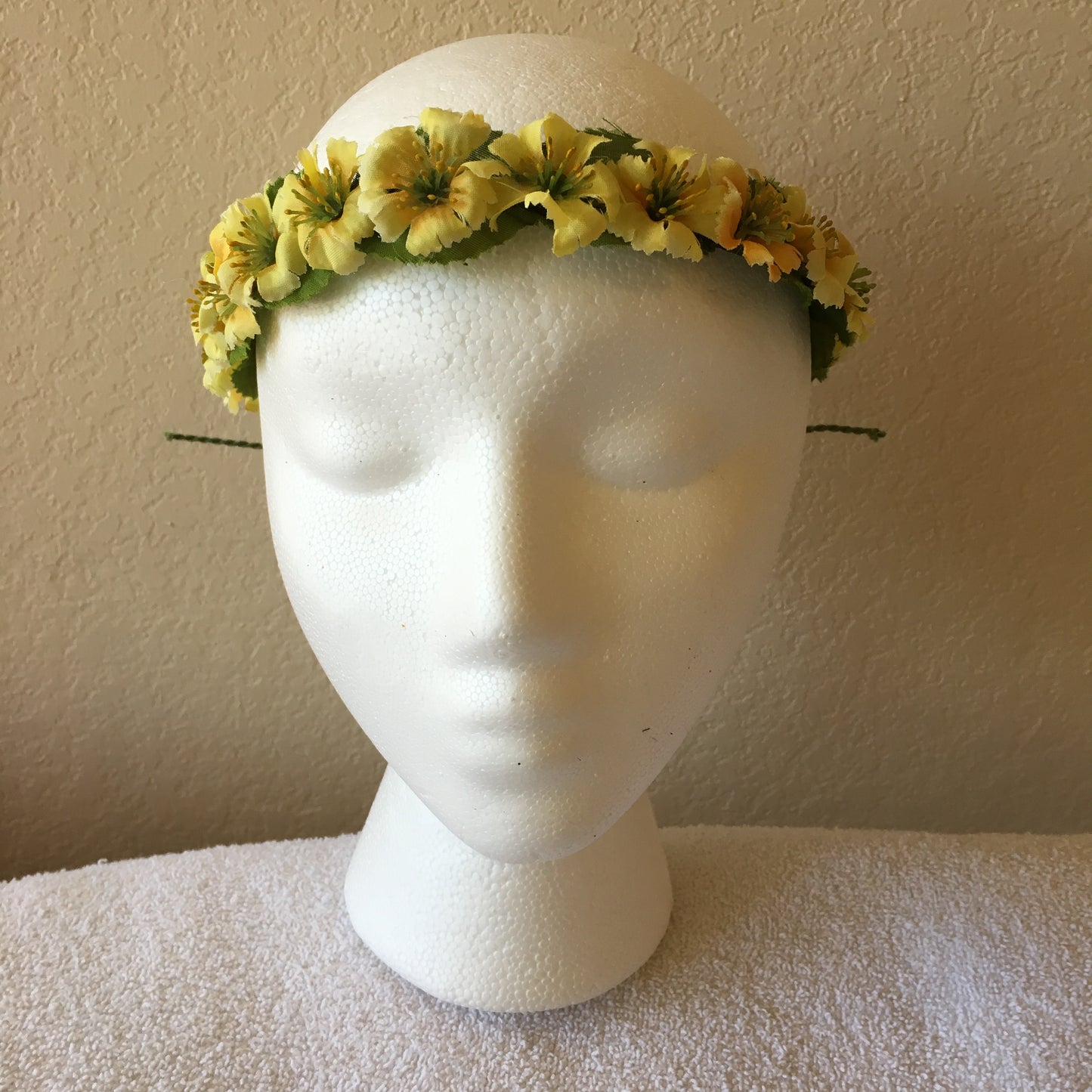 Extra Small Wreath - All yellow flowers +