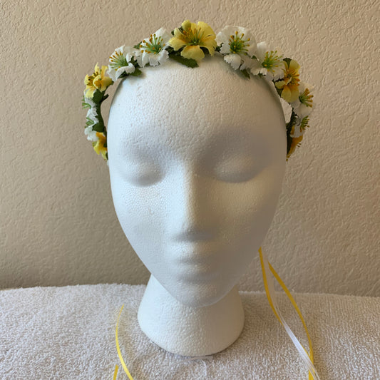 Extra Small Wreath - White & yellow flowers +