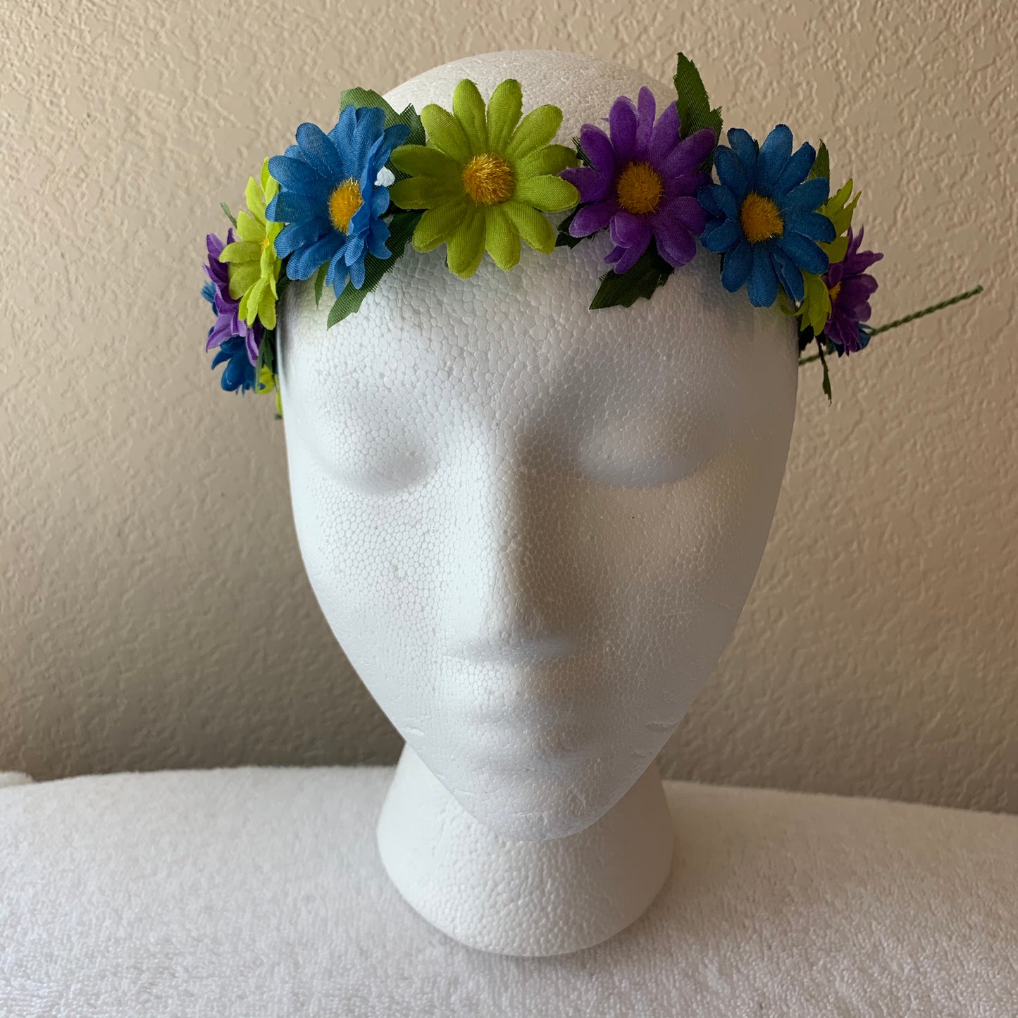 Extra Small Wreath - Lime Green, Dark Blue, and Purple Daisies