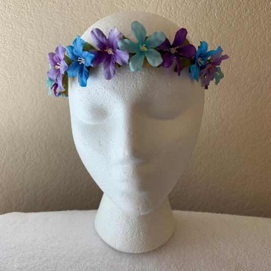 Extra Small Wreath - Light Blue, Dark Blue, and Purple Flowers