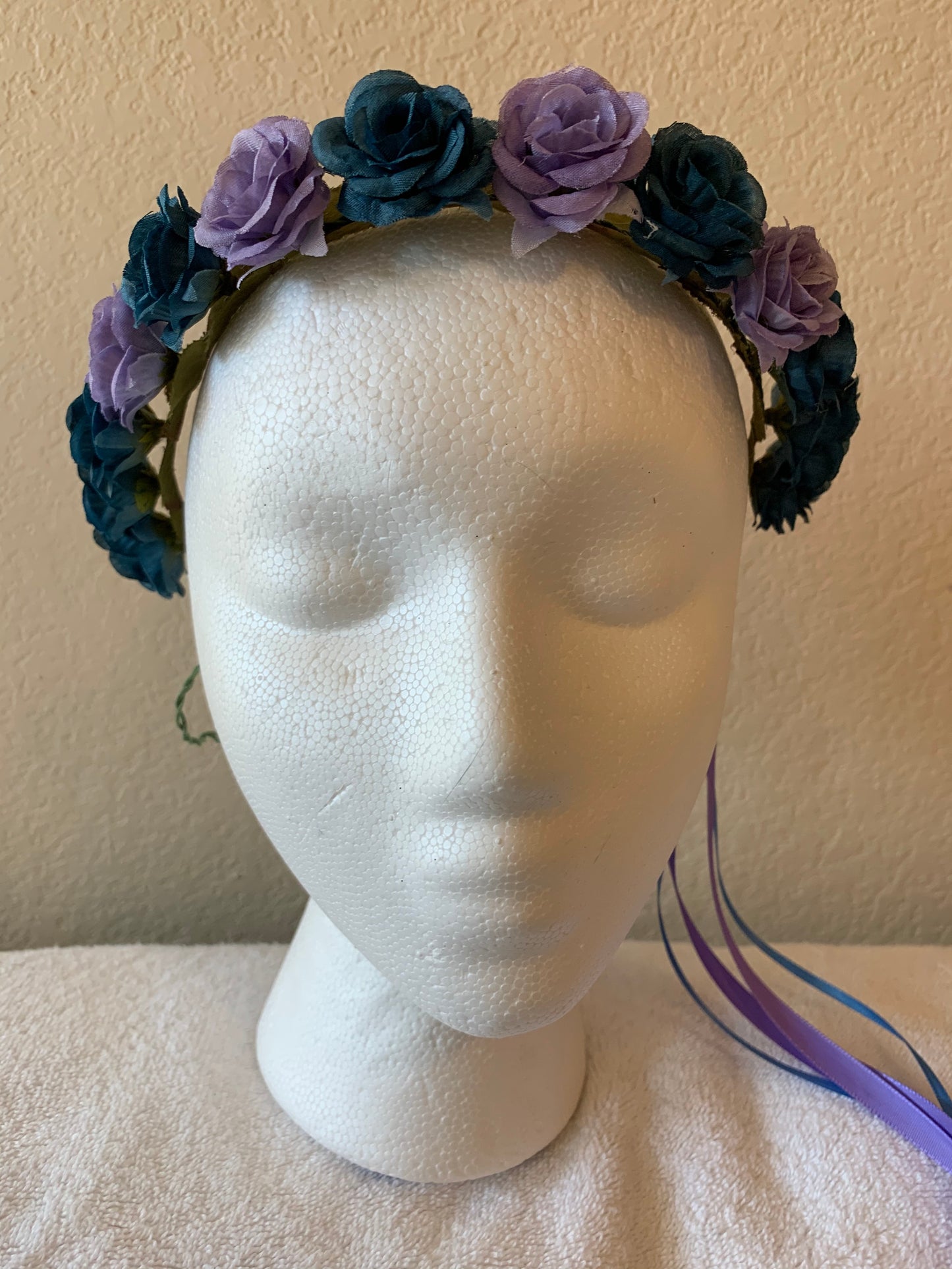 Extra Small Wreath - Purple and Dusty Blue Roses