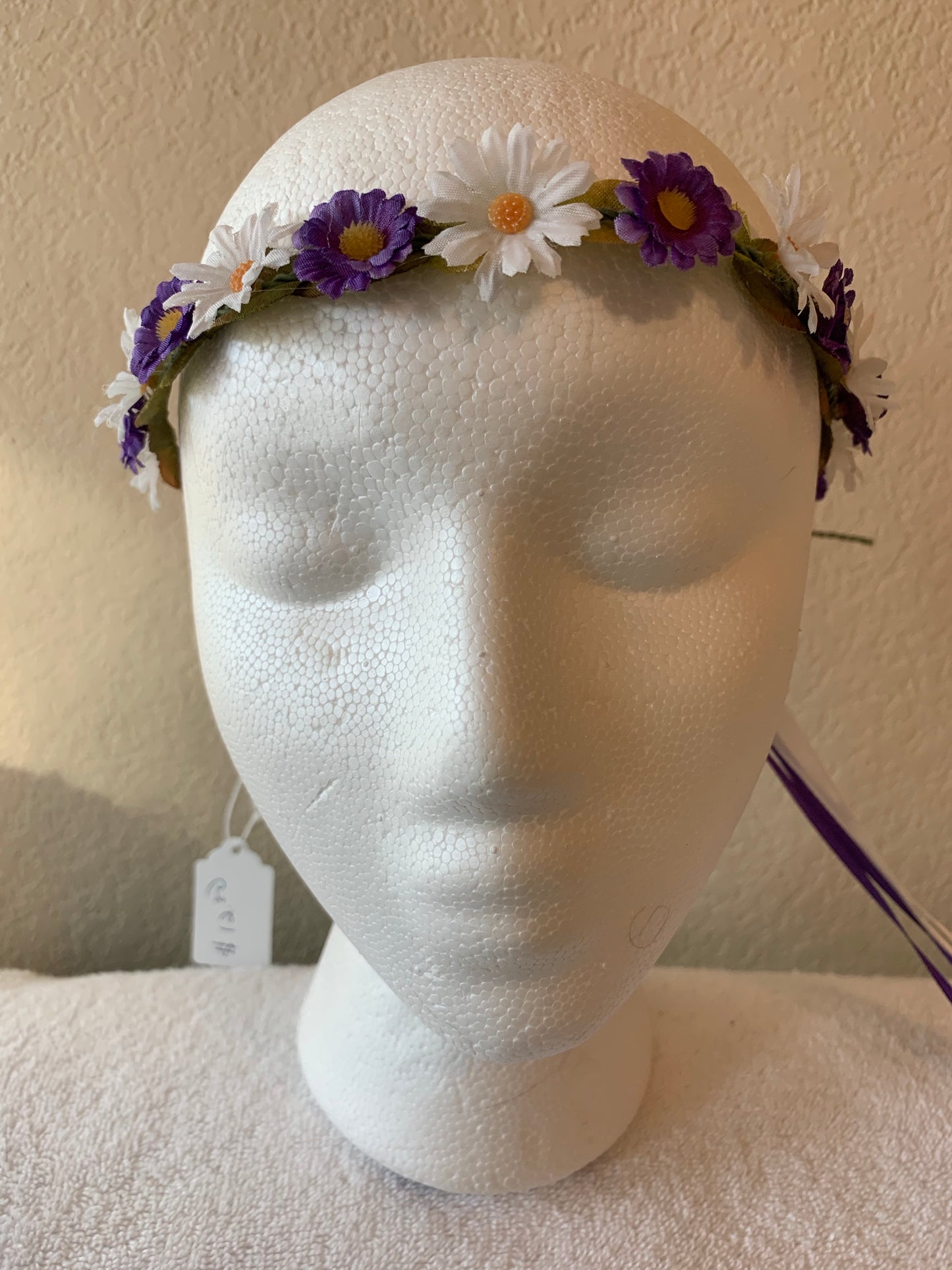 Extra Small Wreath - Purple and White Daisies