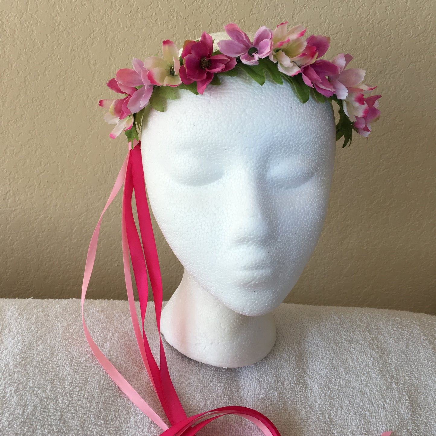 Extra Small Wreath - Bright pink, pale pink, & white pink tipped flowers