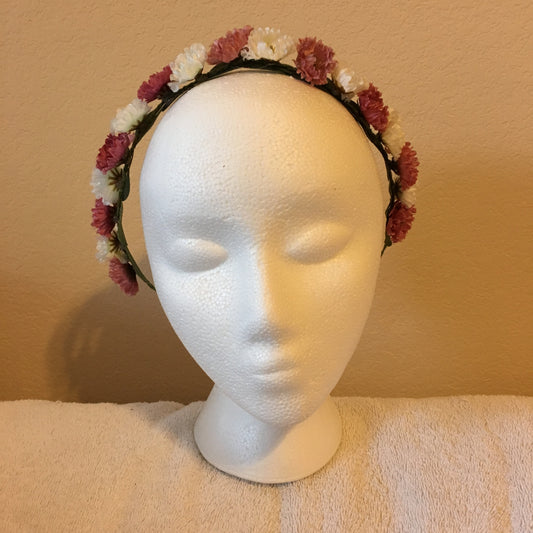 Extra Small Wreath - Pink & white fluffs